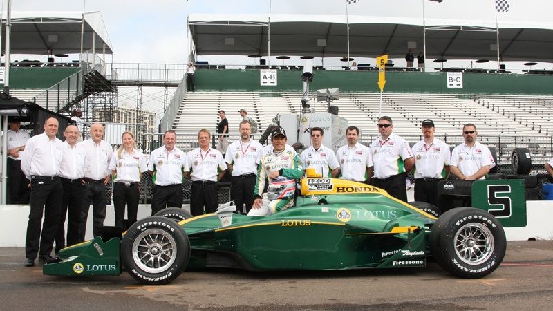 Takuma Sato and the KV Racing / Lotus IndyCar crew