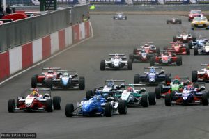 Esteban Gutierrez leads at the start