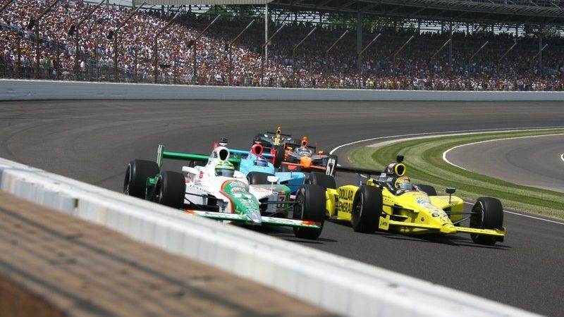 Tony Kanaan begins his charge from last to second