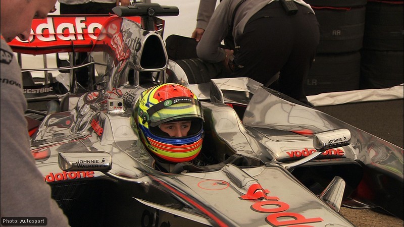F1 experience for Sims at Silverstone with McLaren