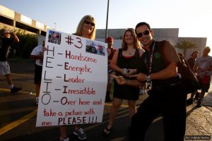 Helio meets his fans